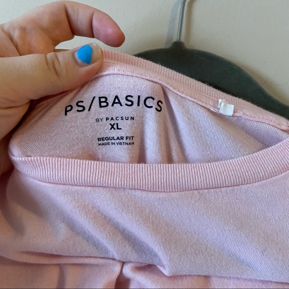 Pacsun• mushroom embroidered pink cropped T-shirt - Picture 4 of 8